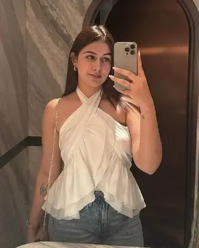 Call Girl Mhow